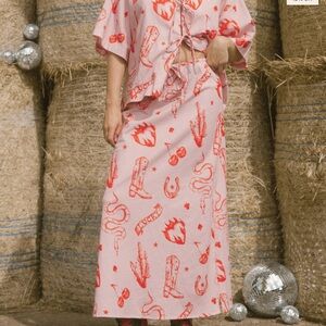 The Lullaby Club Lacey Skirt in Pink Wildhearts